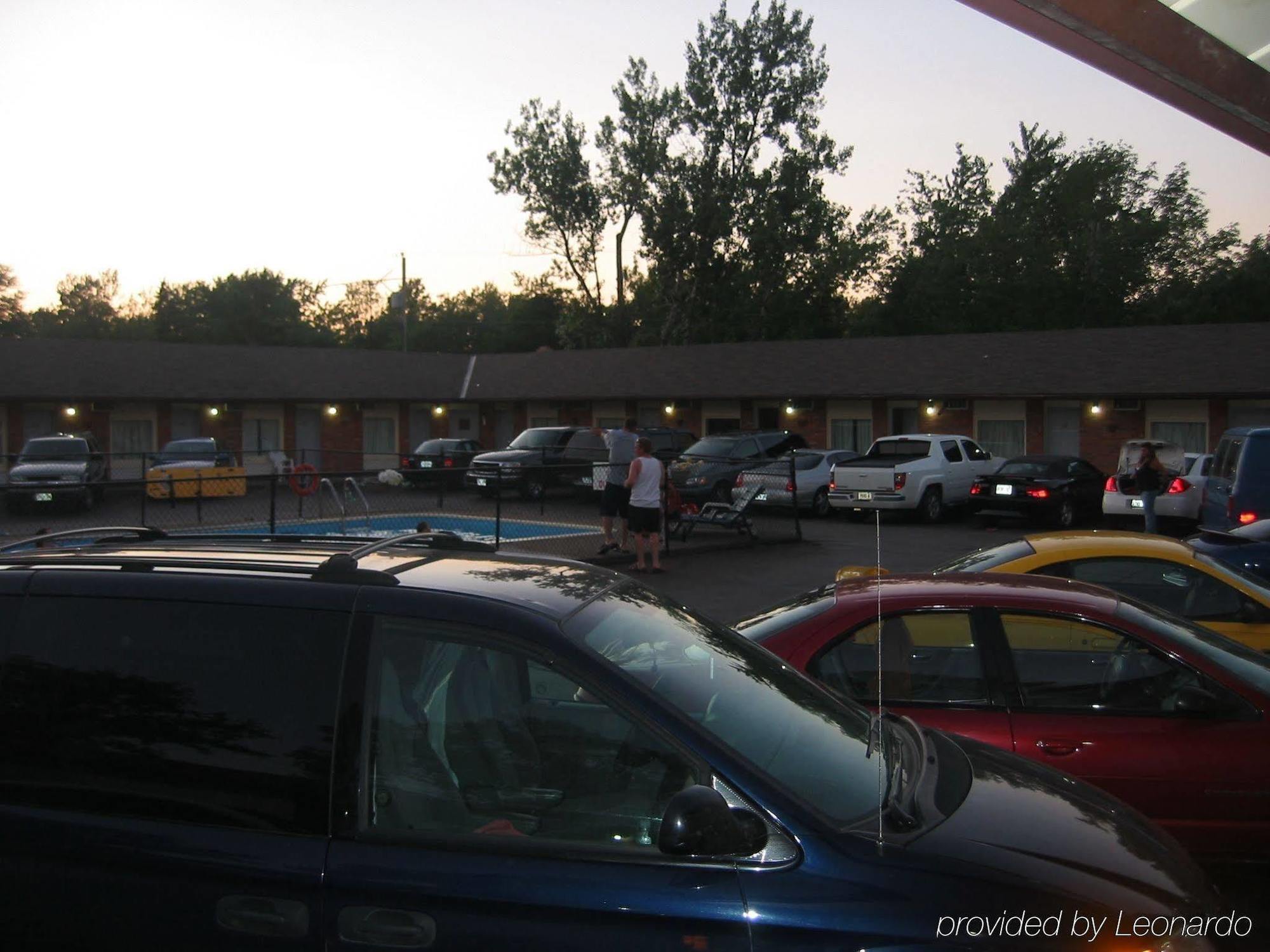Caravan Inn Niagara Falls Facilities photo